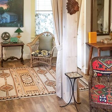 Rustic-Chic Cottage With Yard And Grill - Near Hiking! Northfield Luaran gambar