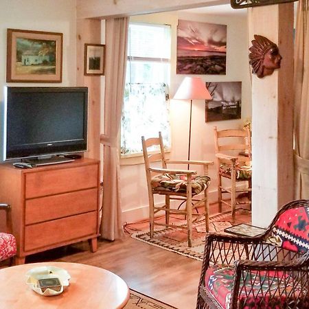 Rustic-Chic Cottage With Yard And Grill - Near Hiking! Northfield Luaran gambar