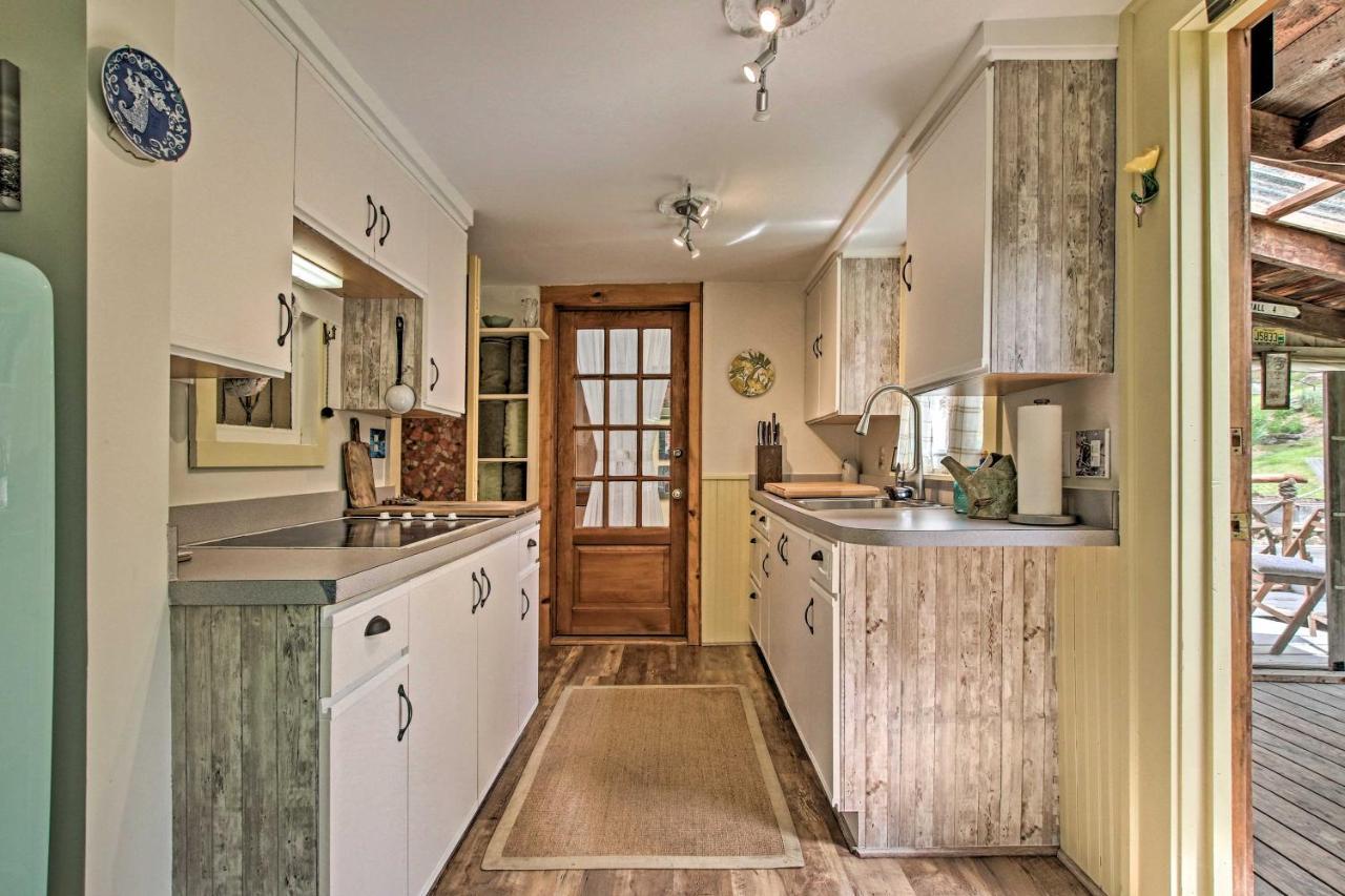 Rustic-Chic Cottage With Yard And Grill - Near Hiking! Northfield Luaran gambar