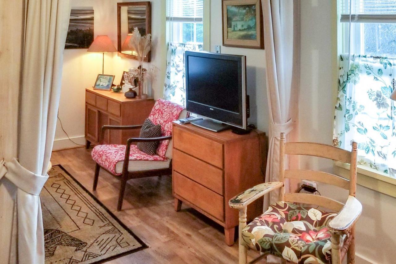 Rustic-Chic Cottage With Yard And Grill - Near Hiking! Northfield Luaran gambar