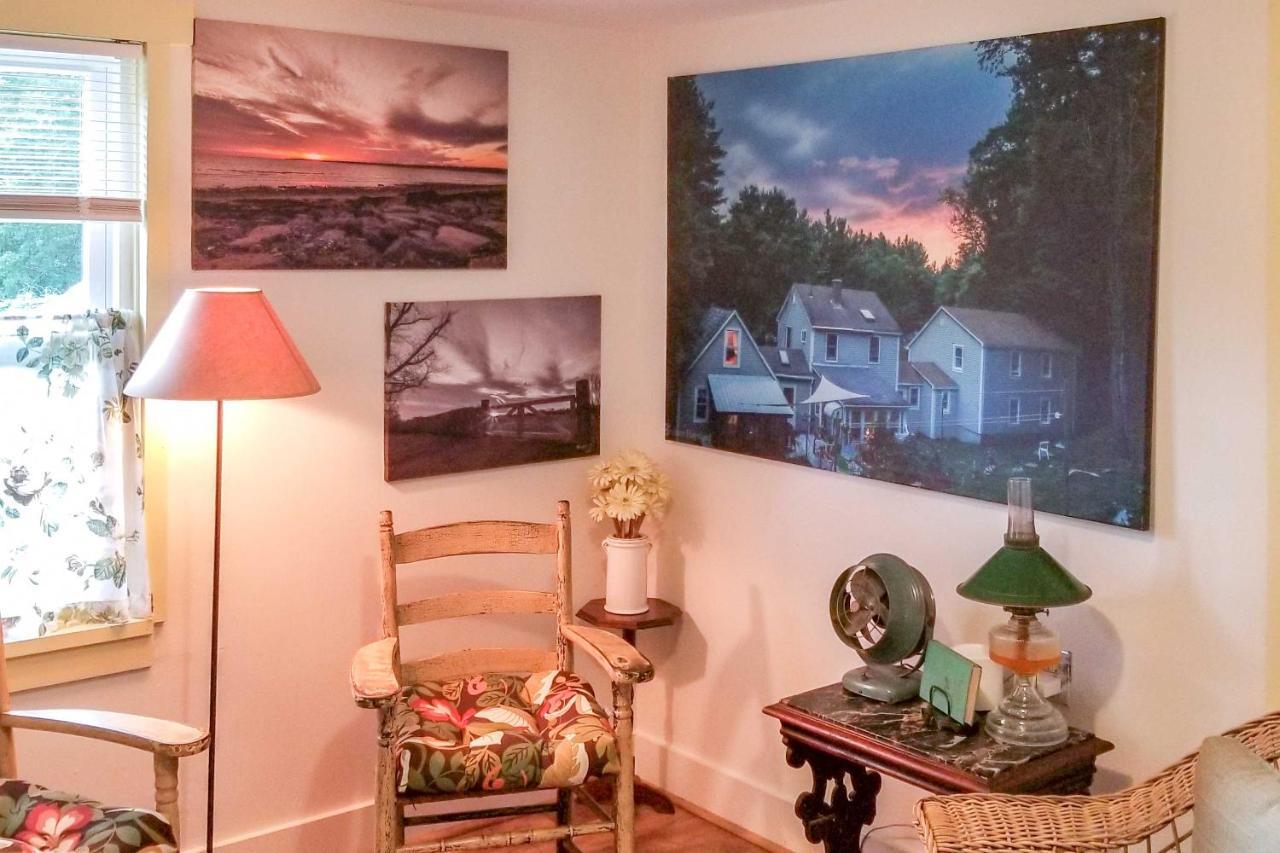Rustic-Chic Cottage With Yard And Grill - Near Hiking! Northfield Luaran gambar